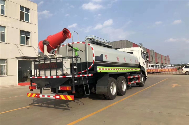 東風(fēng)天龍后八輪20噸噴霧車，國(guó)六綠化噴灑車